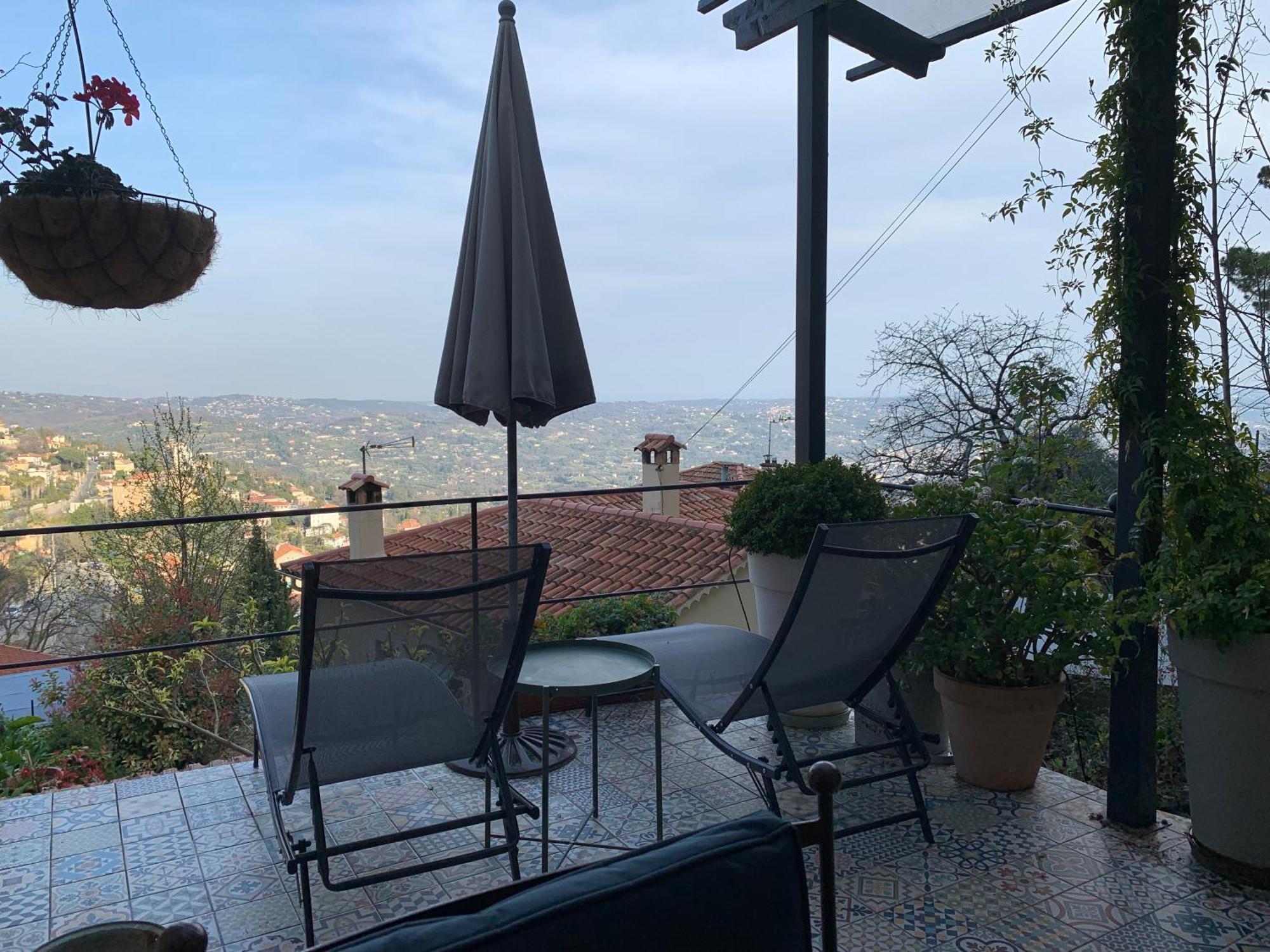 Skylark Bed & Breakfast Grasse Kültér fotó